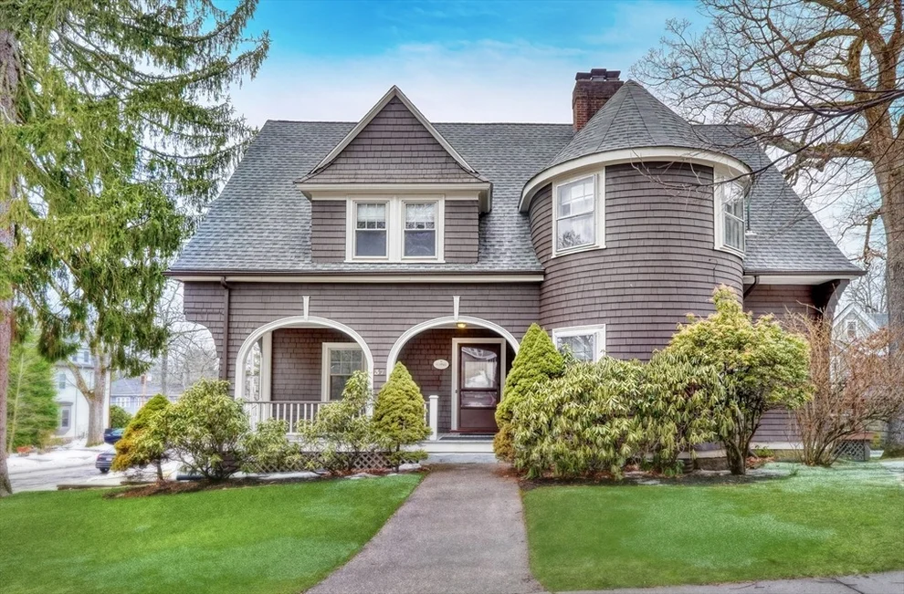 Unit for sale at 37 Glenwood Ave, Newton, MA 02459