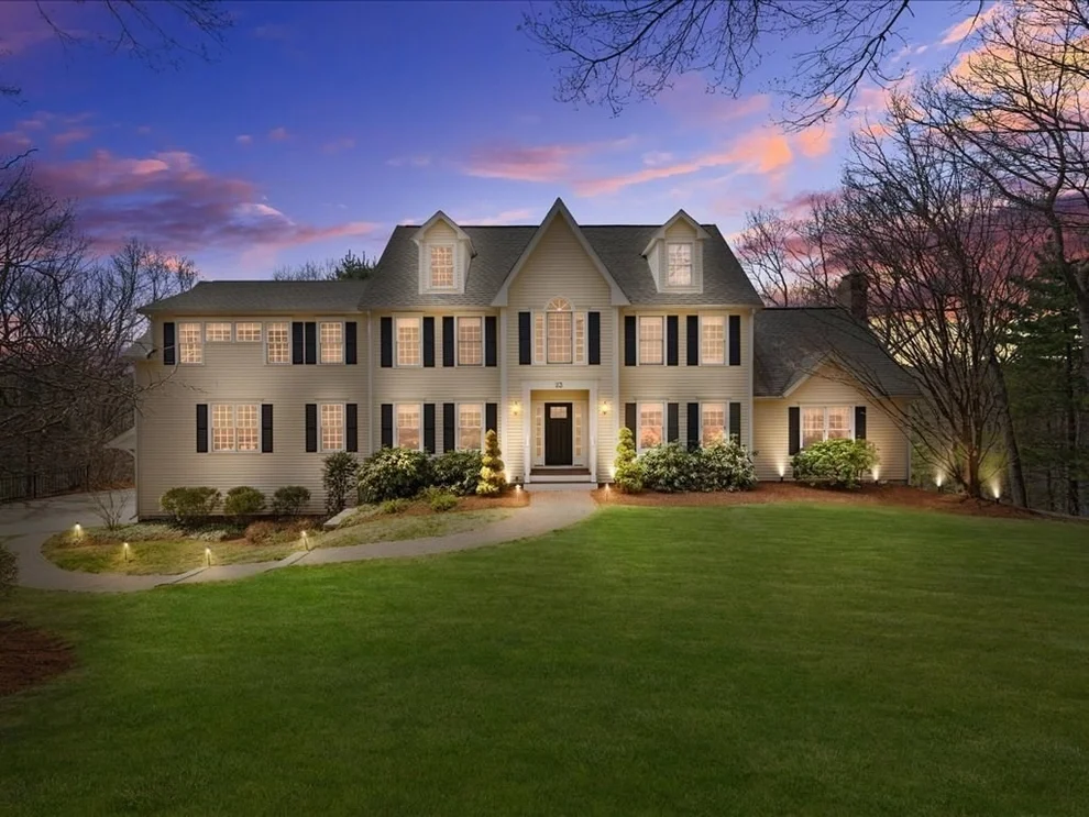 Unit for sale at 23 Tammer Ln, Hopkinton, MA 01748