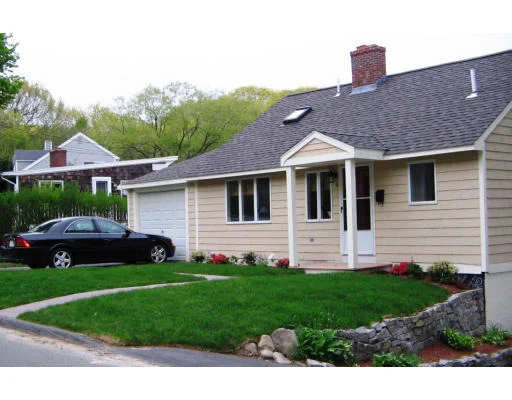 Unit for sale at 4 Frank St, Rockport, MA 01966