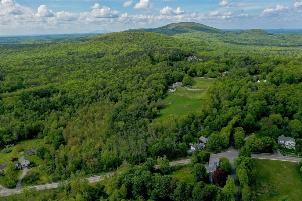 Unit for sale at 56 Hubbardston Rd, Princeton, MA 01541