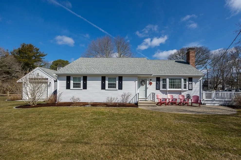Unit for sale at 40 Willow St, Harwich, MA 02671