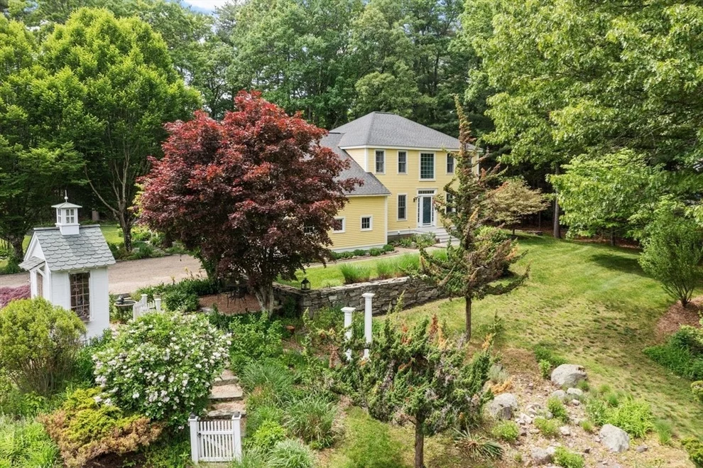 Unit for sale at 209 Harwood Ave, Littleton, MA 01460