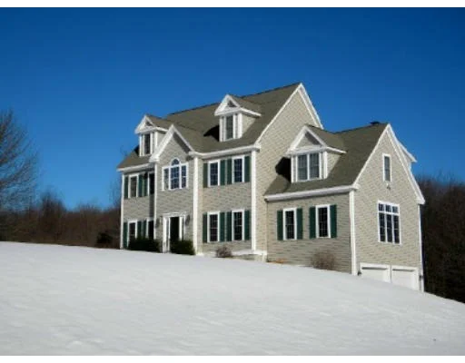 Unit for sale at 142 Walcott St, Stow, MA 01775