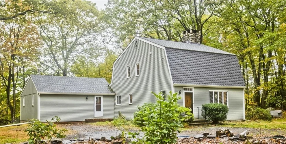 Unit for sale at 388 South Ln, Granville, MA 01034