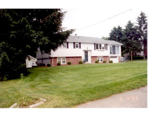 Unit for sale at 41 Rolling Lane, Hudson, MA 01749