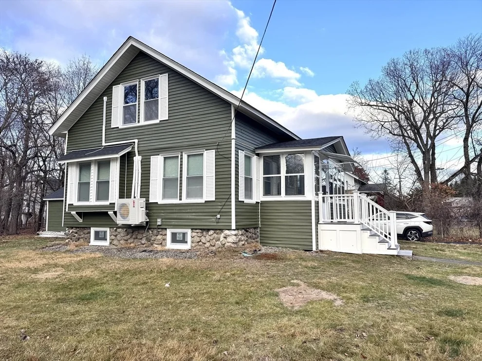 Unit for sale at 9 Idalla Ave, Worcester, MA 01606