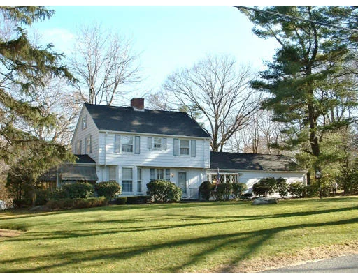 Unit for sale at 18 Spring Street, Shrewsbury, MA 01545
