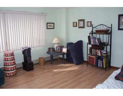 Unit for sale at 17 Auburn, Malden, MA 02148