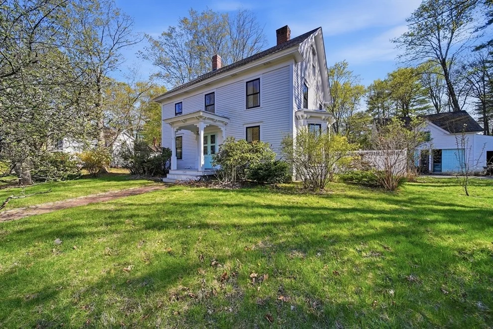 Unit for sale at 1547 Main St, Concord, MA 01742