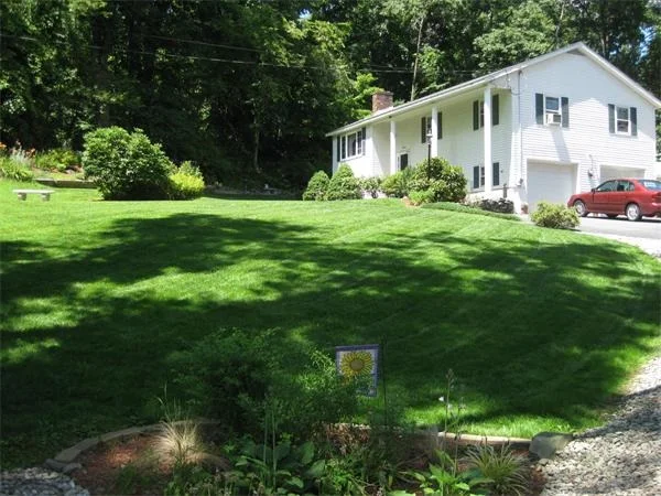 Unit for sale at 14 Swett Hill Rd, Sterling, MA 01564