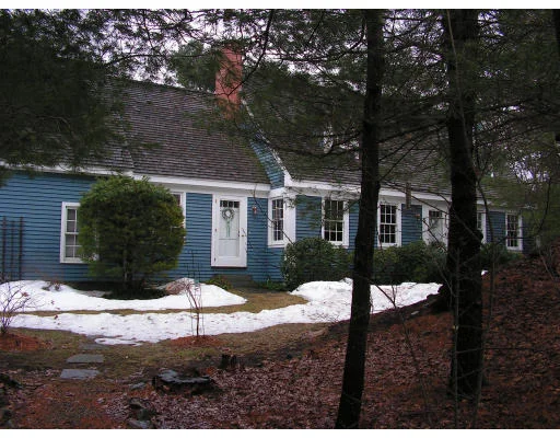 Unit for sale at 5 Eagle Lane, Beverly, MA 01915