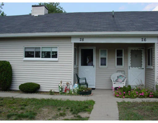Unit for sale at 28 Horseshoe Drive, Chicopee, MA 01022