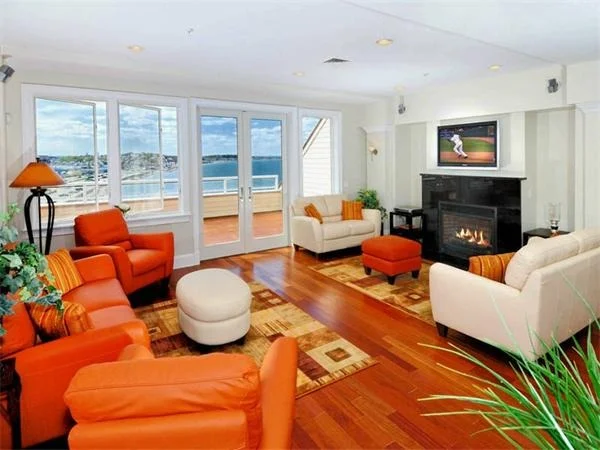Unit for sale at 1 Longbeach Ave, Hull, MA 02045