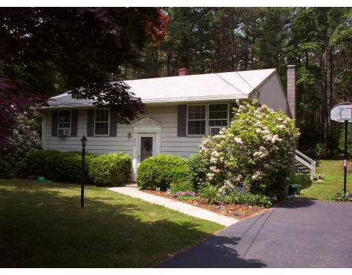 Unit for sale at 226 Flaggler Drive, Marshfield, MA 02050