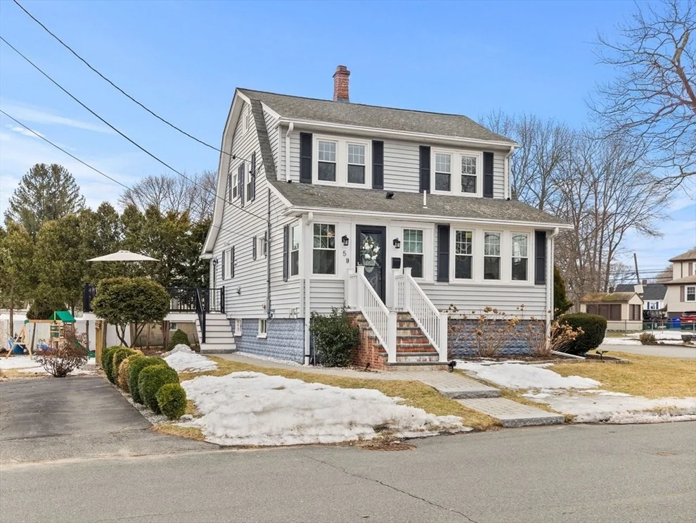 Unit for sale at 5 Royal St, Stoneham, MA 02180
