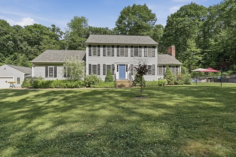 Unit for sale at 115 Hunter Road, Uxbridge, MA 01569