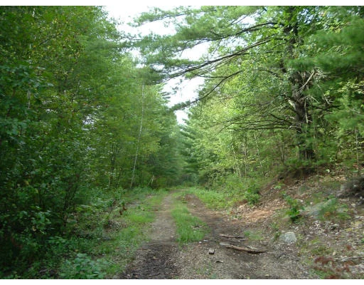 Unit for sale at 154 Goodhue Rd, Derry, NH 03038