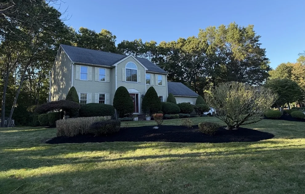 Unit for sale at 4 Plantation, Mansfield, MA 02048