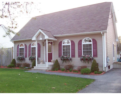 Unit for sale at 54 Old Fuller Road Ext., Chicopee, MA 01020