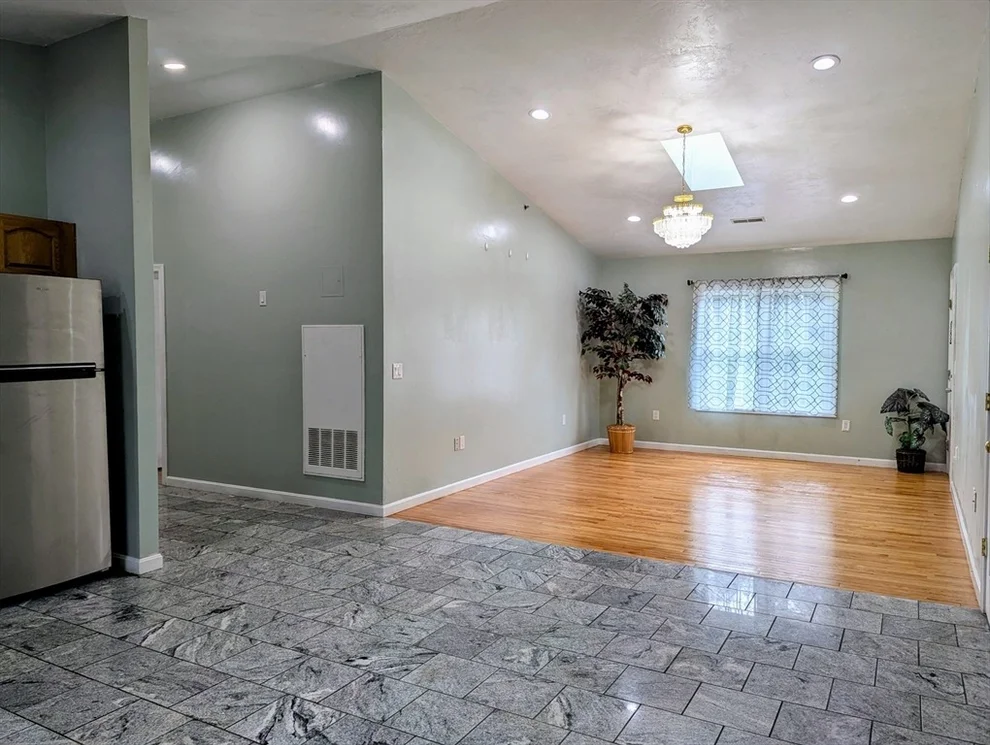 Unit for sale at 1 Hatfield St, Worcester, MA 01604