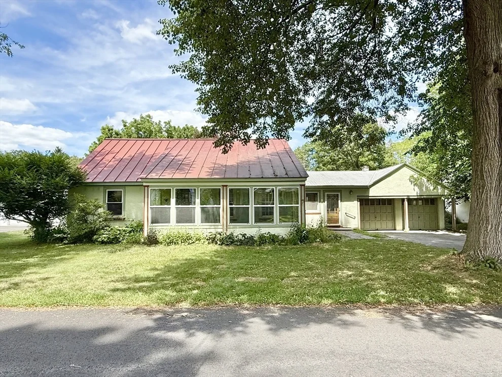 Unit for sale at 9 Eastern Ave, Deerfield, MA 01373