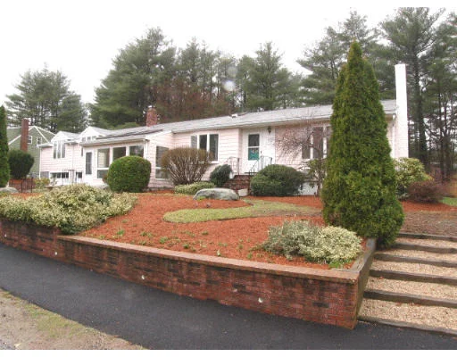 Unit for sale at 47 Woodruff Rd, Walpole, MA 02081
