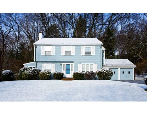 Unit for sale at 105 Annawan Road, Newton, MA 02468