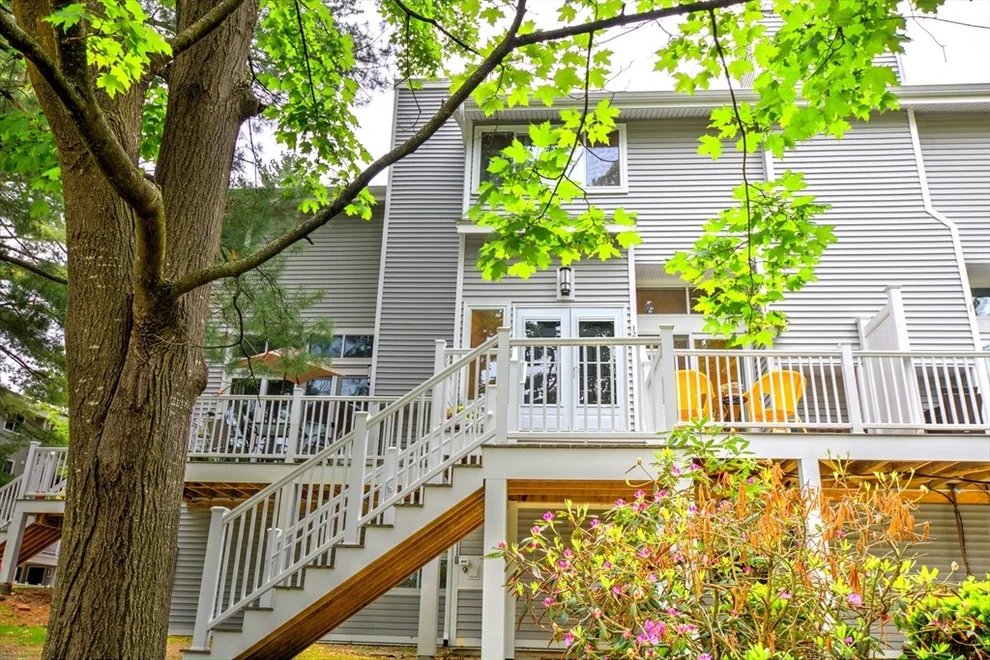 Unit for sale at 255 North Rd, Chelmsford, MA 01824