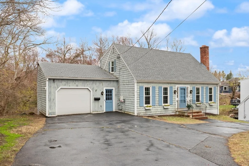 Unit for sale at 8 Van Norden Road, Woburn, MA 01801