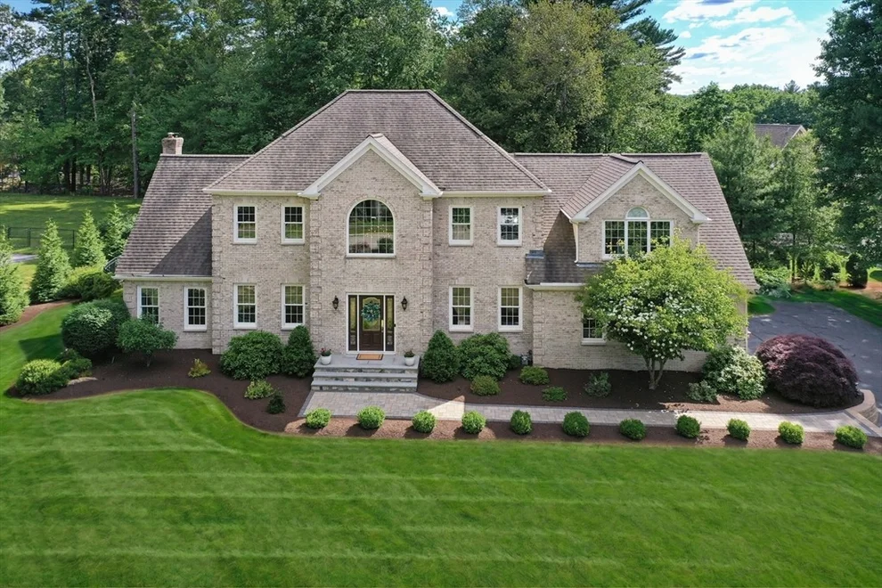 Unit for sale at 15 Saddle Ridge Rd., Holliston, MA 01746