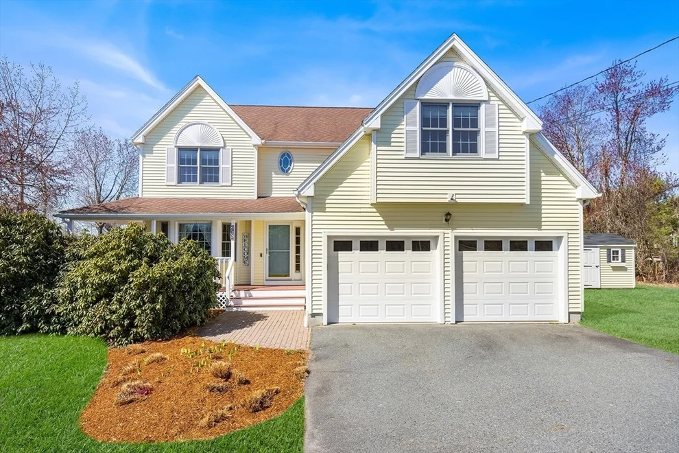 Unit for sale at 365 Highland St, Holliston, MA 01746