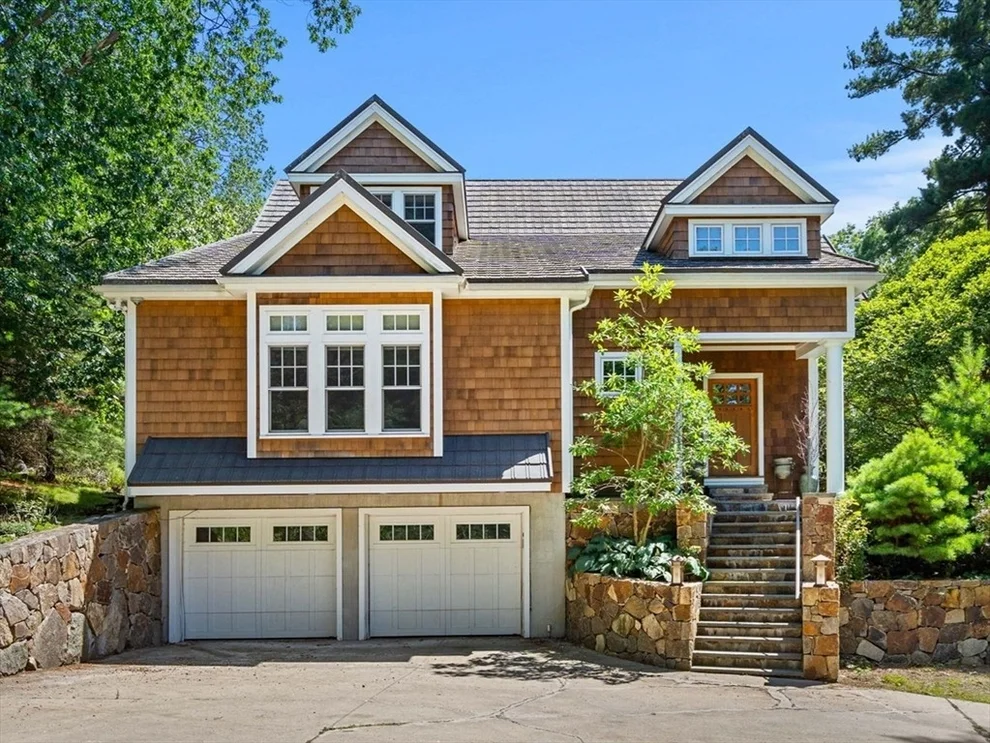 Unit for sale at 6 Beaver Pond Rd, Beverly, MA 01915