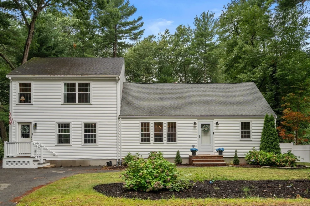 Unit for sale at 65 Lawrence St, Wilmington, MA 01887