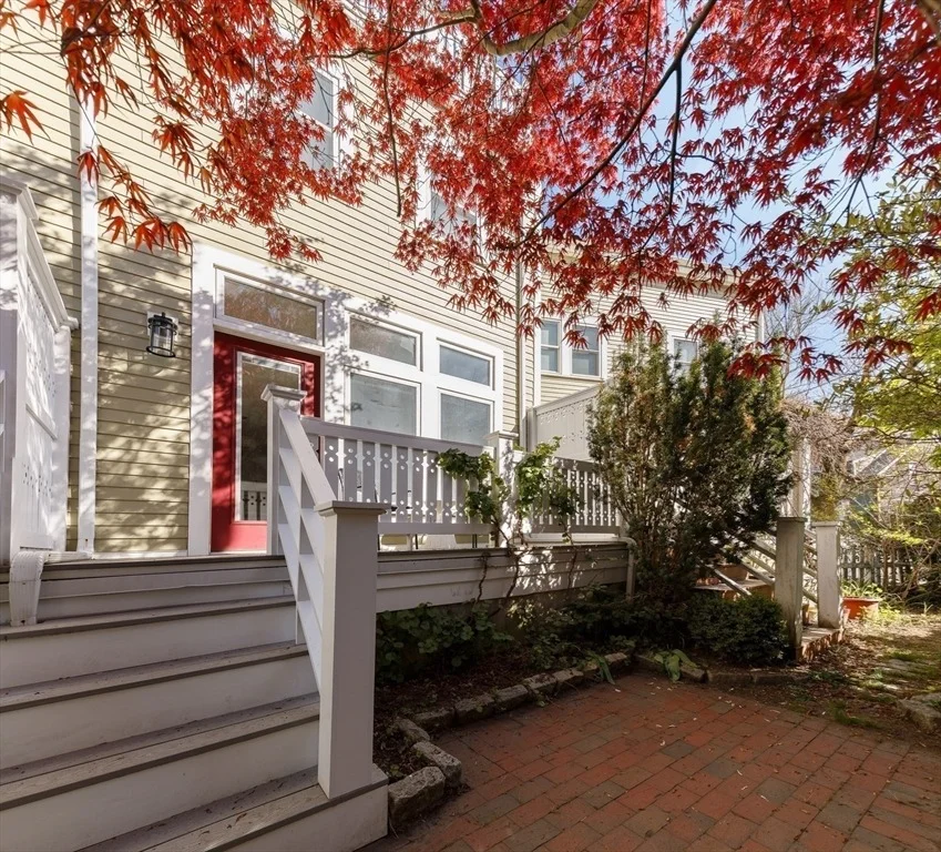 Unit for sale at 31 Market Street, Cambridge, MA 02139