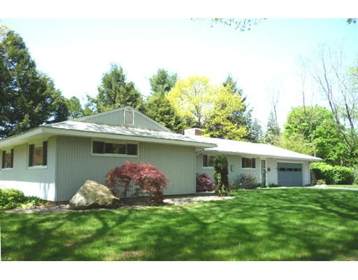 Unit for sale at 18 Nutmeg Lane, Andover, MA 01810