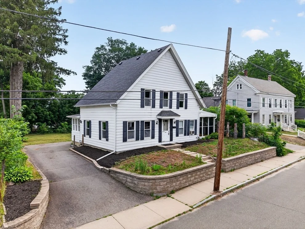 Unit for sale at 89 Tremont, Athol, MA 01331