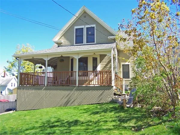 Unit for sale at 5 Vautrinot Ave, Hull, MA 02045