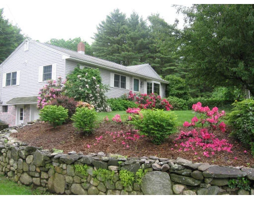 Unit for sale at 285 Chauncey Walker St, Belchertown, MA 01007