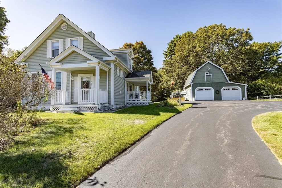 Unit for sale at 643 Center St, Raynham, MA 02767