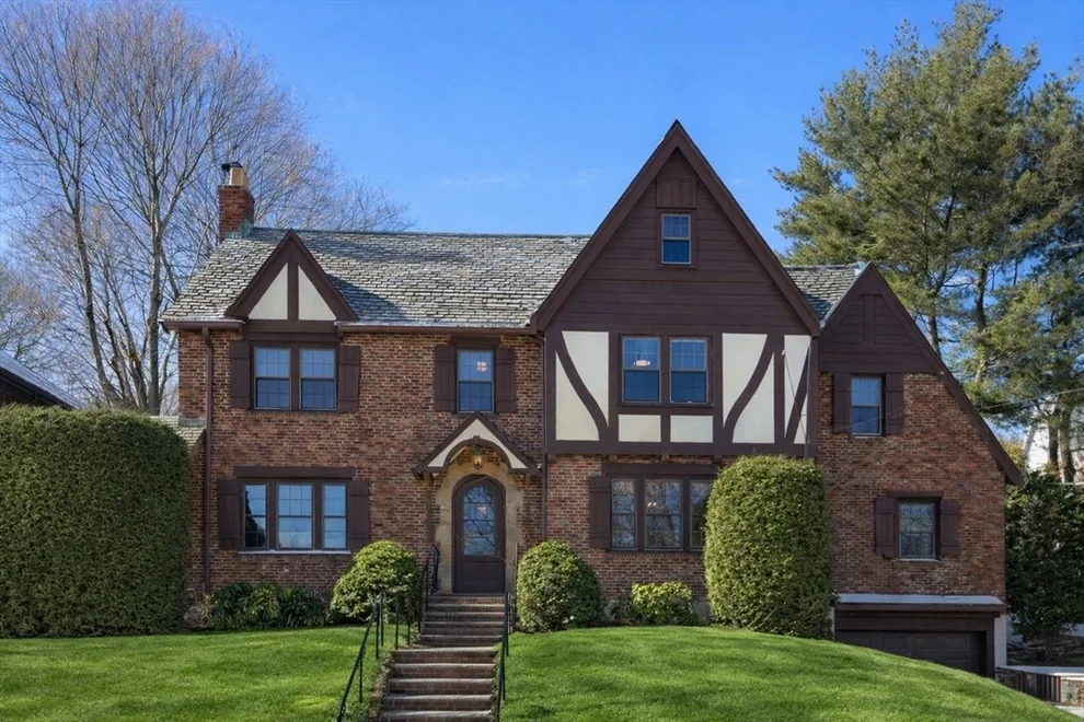 Unit for sale at 36 Goodnough Rd, Brookline, MA 02467