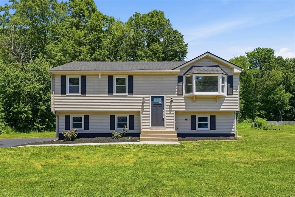 Unit for sale at 30 Kathy Ter, Agawam, MA 01030