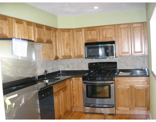 Unit for sale at 13 Sylvan St, Gloucester, MA 01930