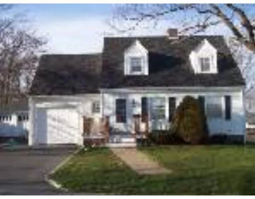 Unit for sale at 306 Newhill Ave, Somerset, MA 02726