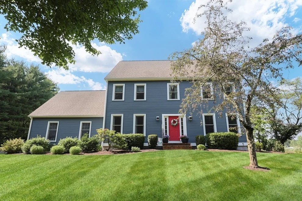 Unit for sale at 70 Huntsbridge Rd, North Attleboro, MA 02760