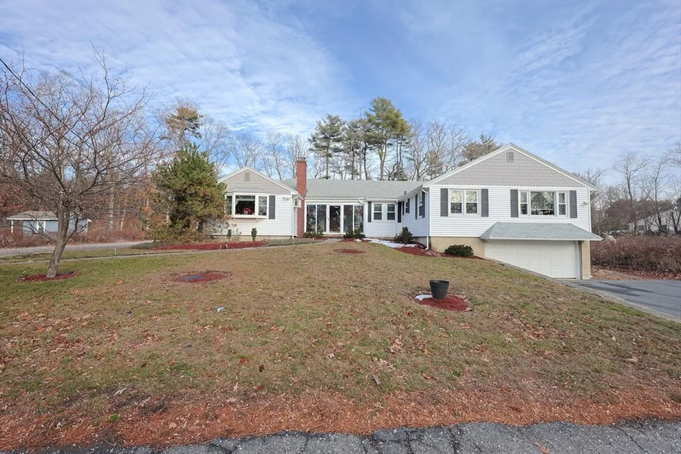 Unit for sale at 194 Lake St, Peabody, MA 01960