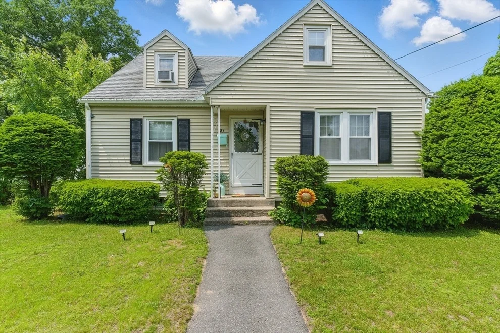 Unit for sale at 80 Frontenac St, Chicopee, MA 01020