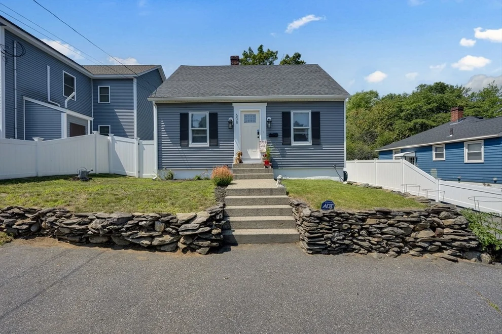 Unit for sale at 608 Abbott Ave, Leominster, MA 01453
