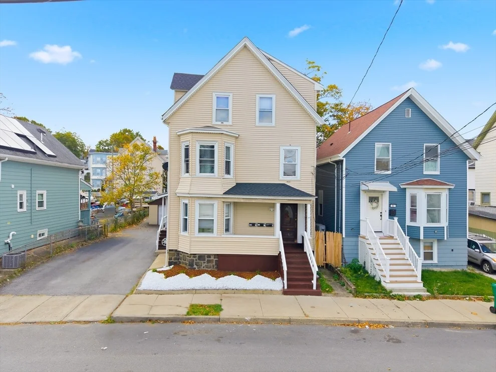 Unit for sale at 94 Sheridan St, Lynn, MA 01902