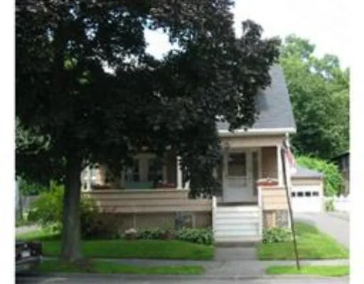 Unit for sale at 56 Franklin Ave, Swampscott, MA 01907