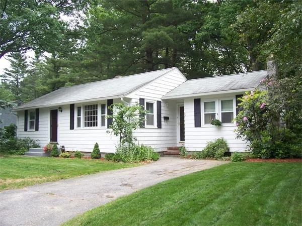 Unit for sale at 5 Tanglewood Avenue, Tewksbury, MA 01876